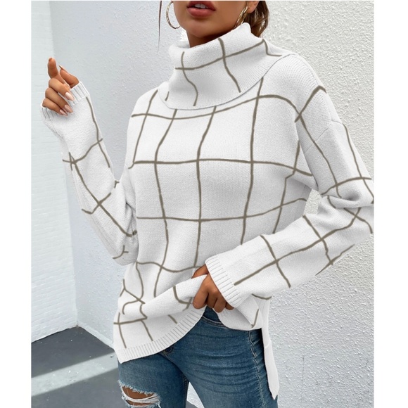 Rouge! Sweaters - White Grid Printed Long Sweater Plaid Pattern Split Sides Pullover Turtleneck